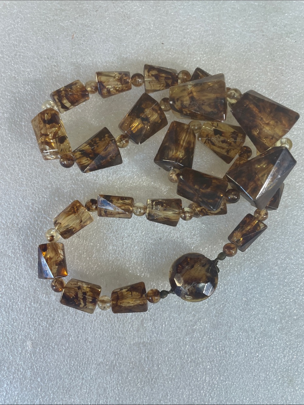 Brown Tortoiseshell Geometric Bead Necklace - Women Jewelry - Picture 5 of 5